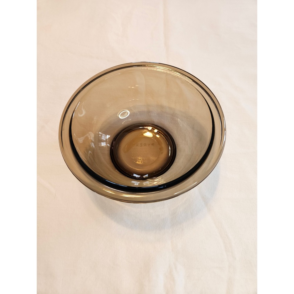 Pyrex Mixing Bowl Amber Glass Vintage Kitchenware #322 1C BB-5‎